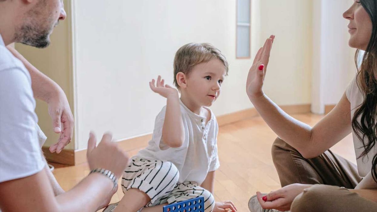 toddlers, emotional cues, child behavior, University of Washington, early learning, social awareness, child psychology, infant research, behavioral science, cognitive skills, baby development, parenting study, emotional intelligence, toddler emotions, developmental psychology, early childhood, mood perception, child development, emotional regulation, neuroscience study