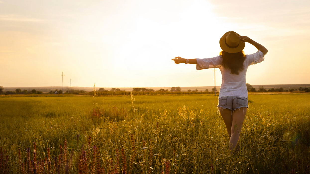 happiness, single life, child-free, women's health, marriage, relationships, behavioral science, psychology, sociology